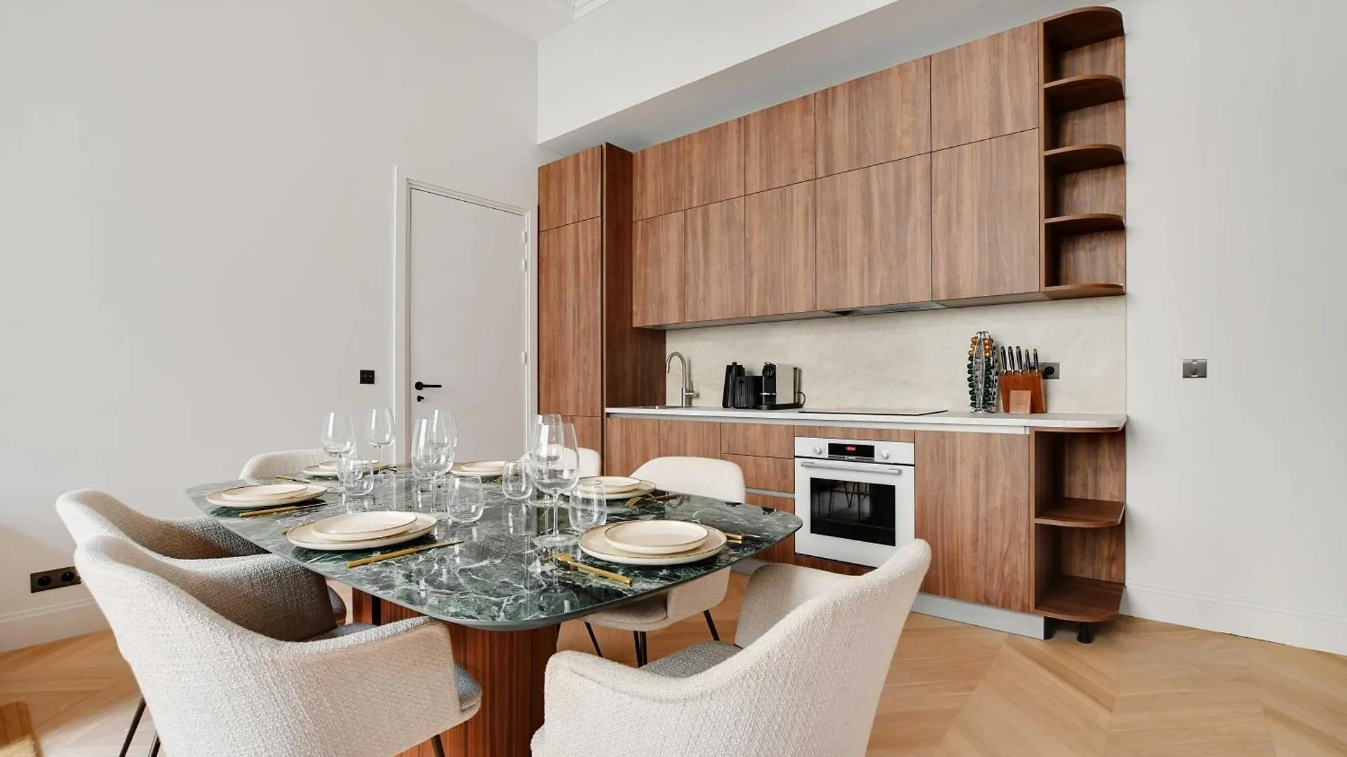 Luxury Apartment - 2Br-4P - Georgev-Champs Elysees Paris